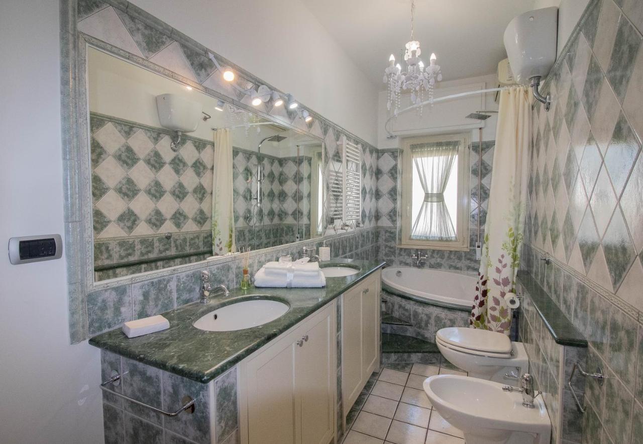 La Casa Di Adele Cagliari B&B 外观 照片